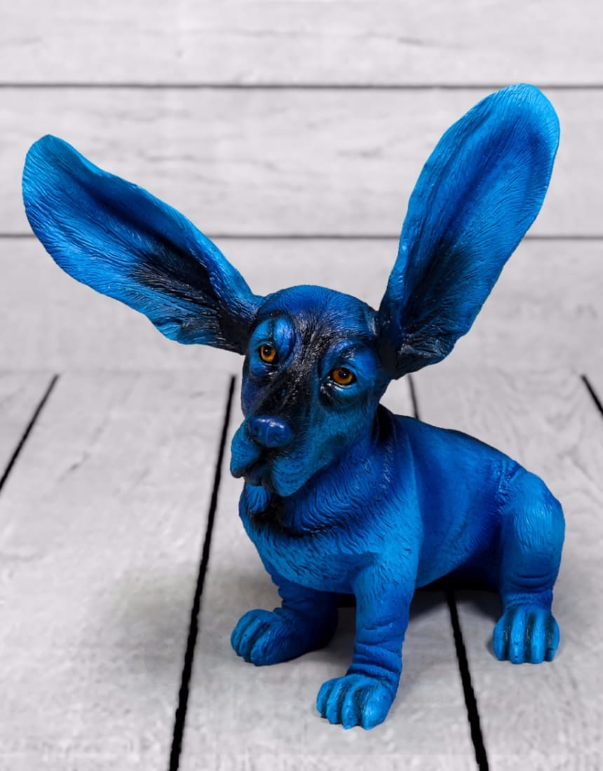 Electric Blue Surprised Basset - BD76