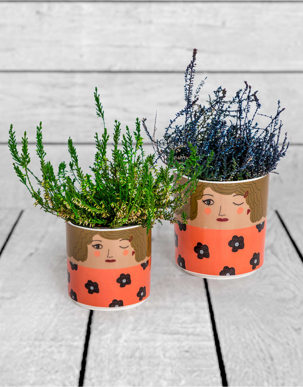 Set of 8 (4 Small, 4 Large) Ceramic People Pots - MCP24