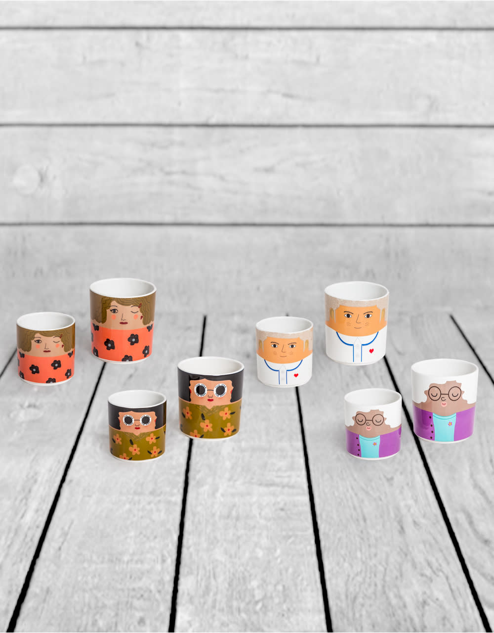 Set of 8 (4 Small, 4 Large) Ceramic People Pots - MCP24