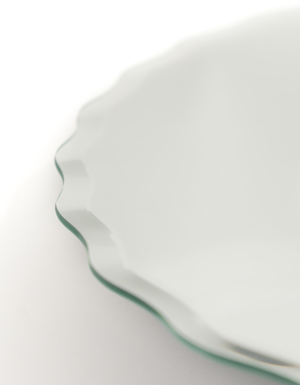 Medium Plain Mirror w/ Wave Bevel - HDN22