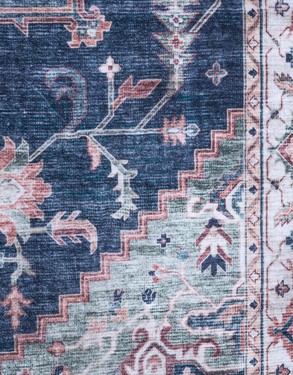 Ravar Traditional 230x160cm Rug - Washable - OCM13