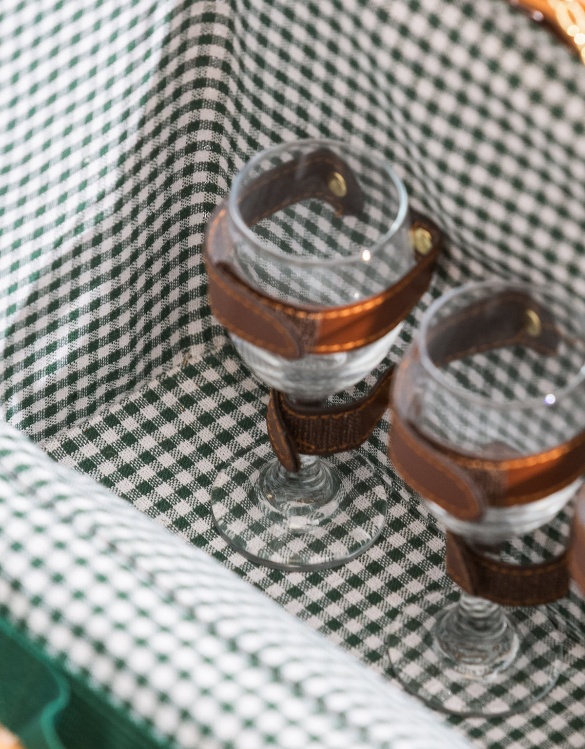 Luxury Gingham 4-Person Picnic Hamper w/ Leather Handles & Accessories - LPH12