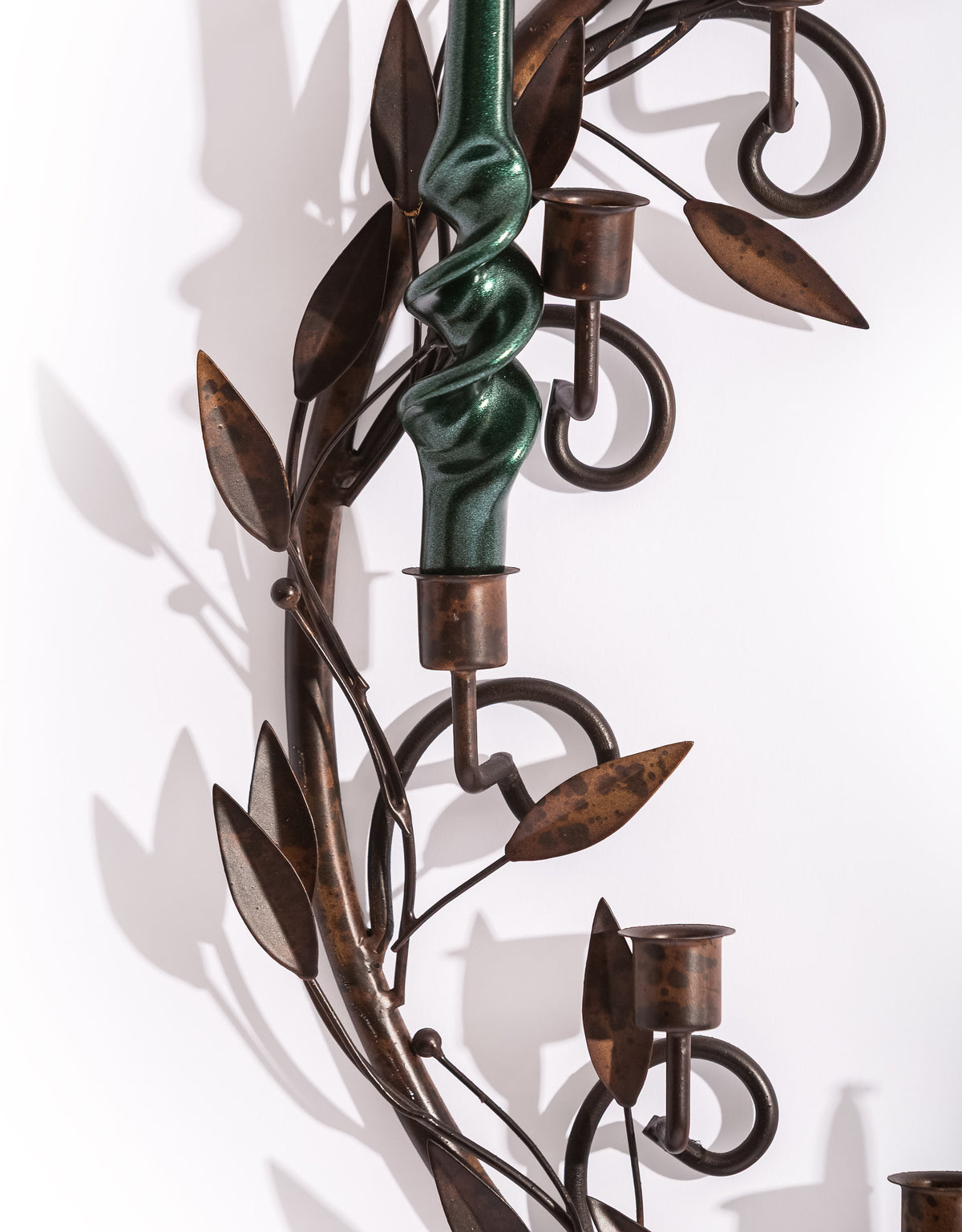 Large Antiqued Bronze Heart Wreath Wall Sconce - RGF31