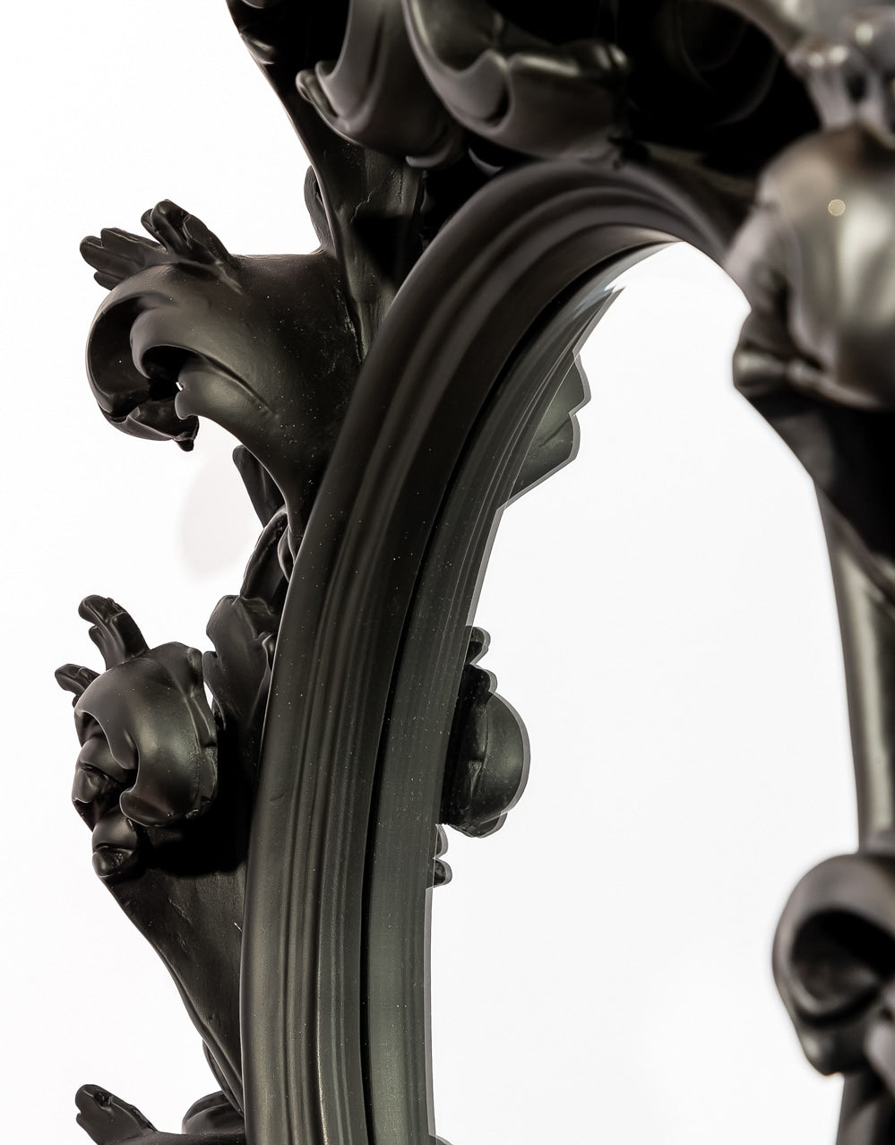 Black Oval Rococo Ornate Mirror - M435