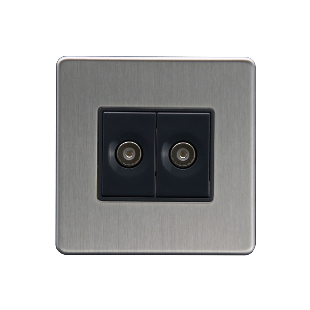 Caradok - The Flat - Screwless 2G Coax Socket Brushed Chrome