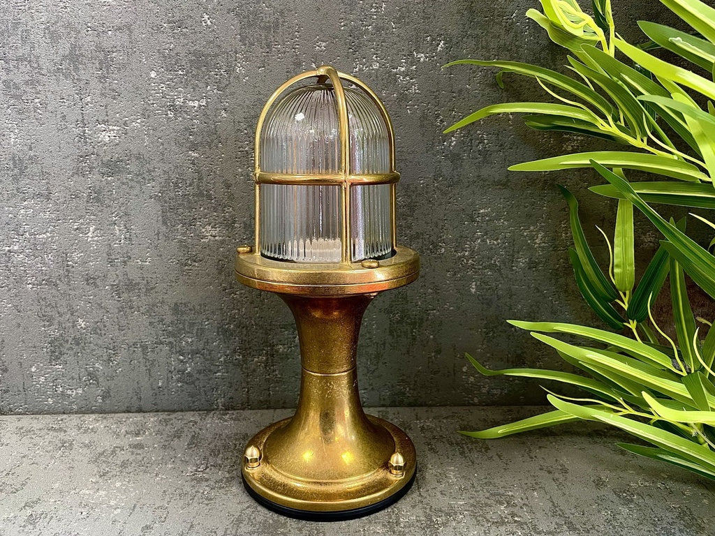 the wellington solid brass marine grade post light