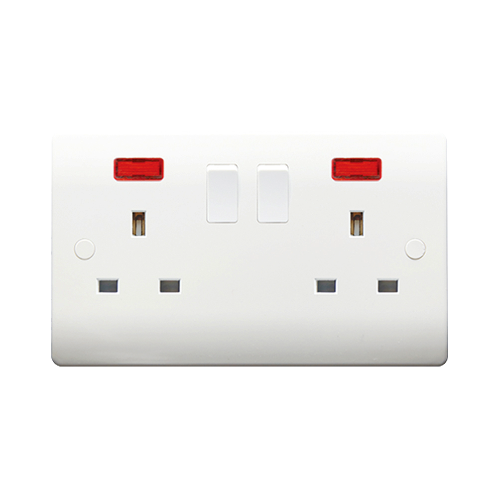 Caradok 2G 13A DP Switched Socket c/w Neon