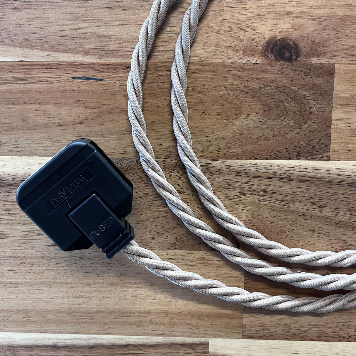 Cream / Linen Braided Fabric Decorative Extension Lead - Black Trailing Socket