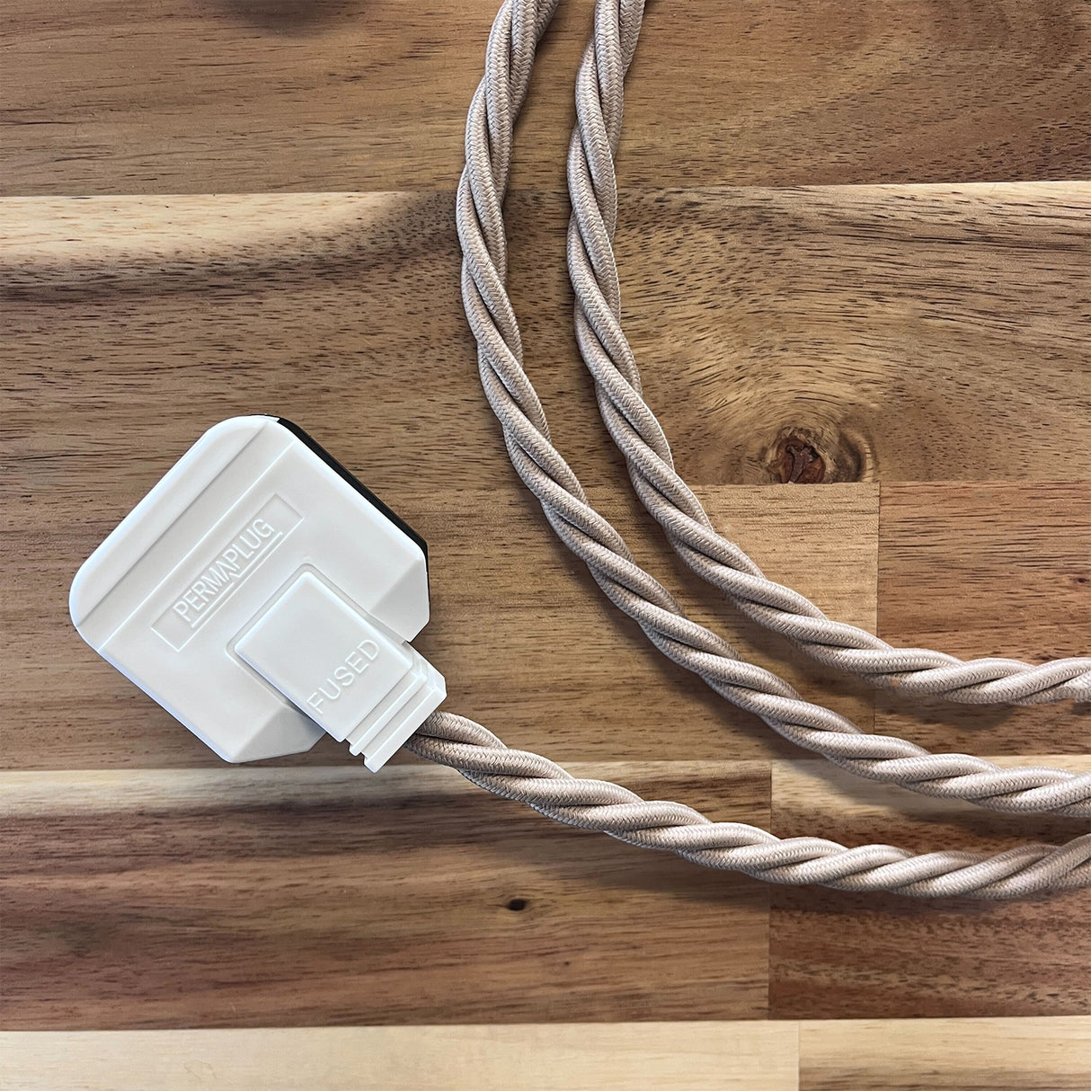 Cream / Linen Braided Fabric Decorative Extension Lead - White Trailing Socket