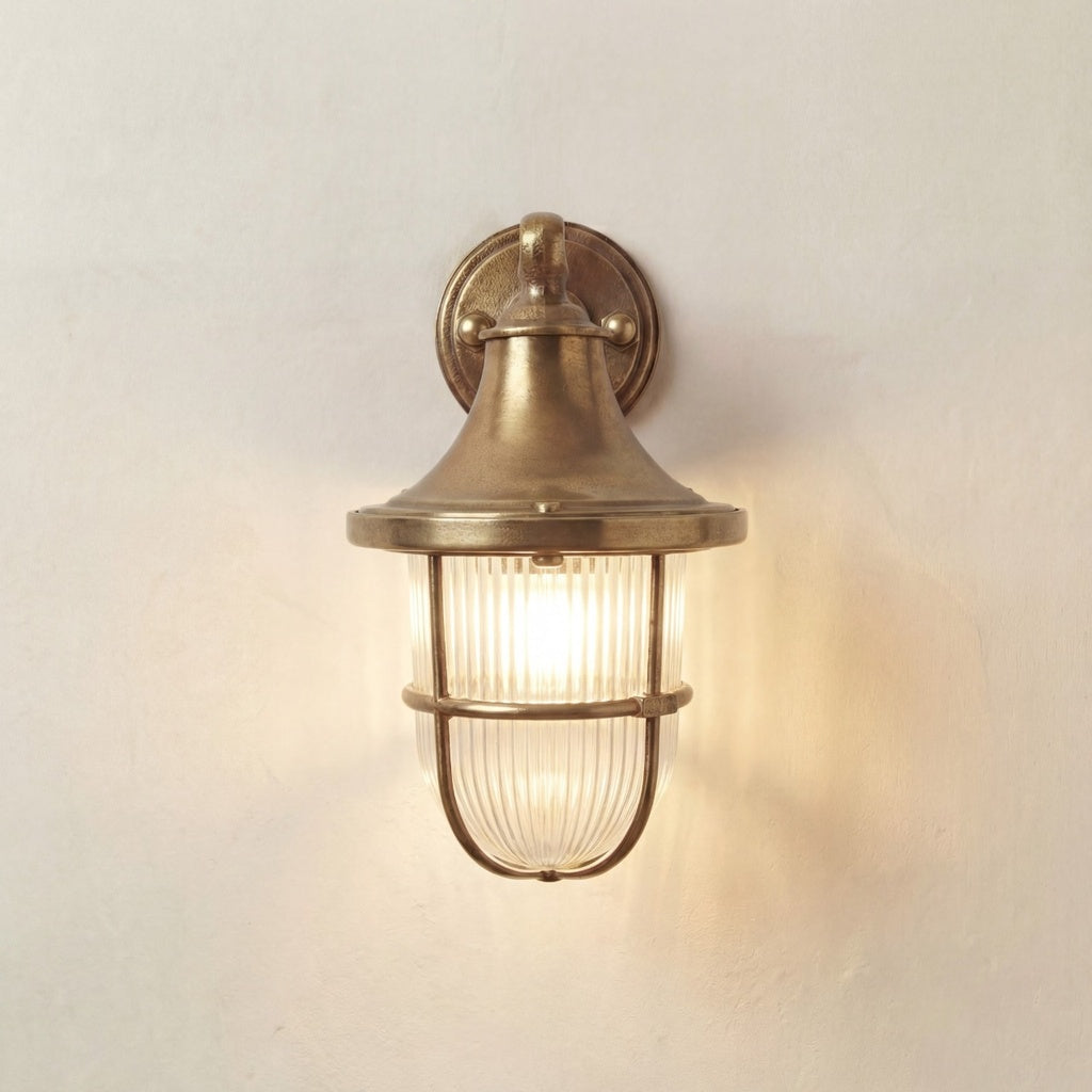 solid brass wall lantern 220mm x 270mm