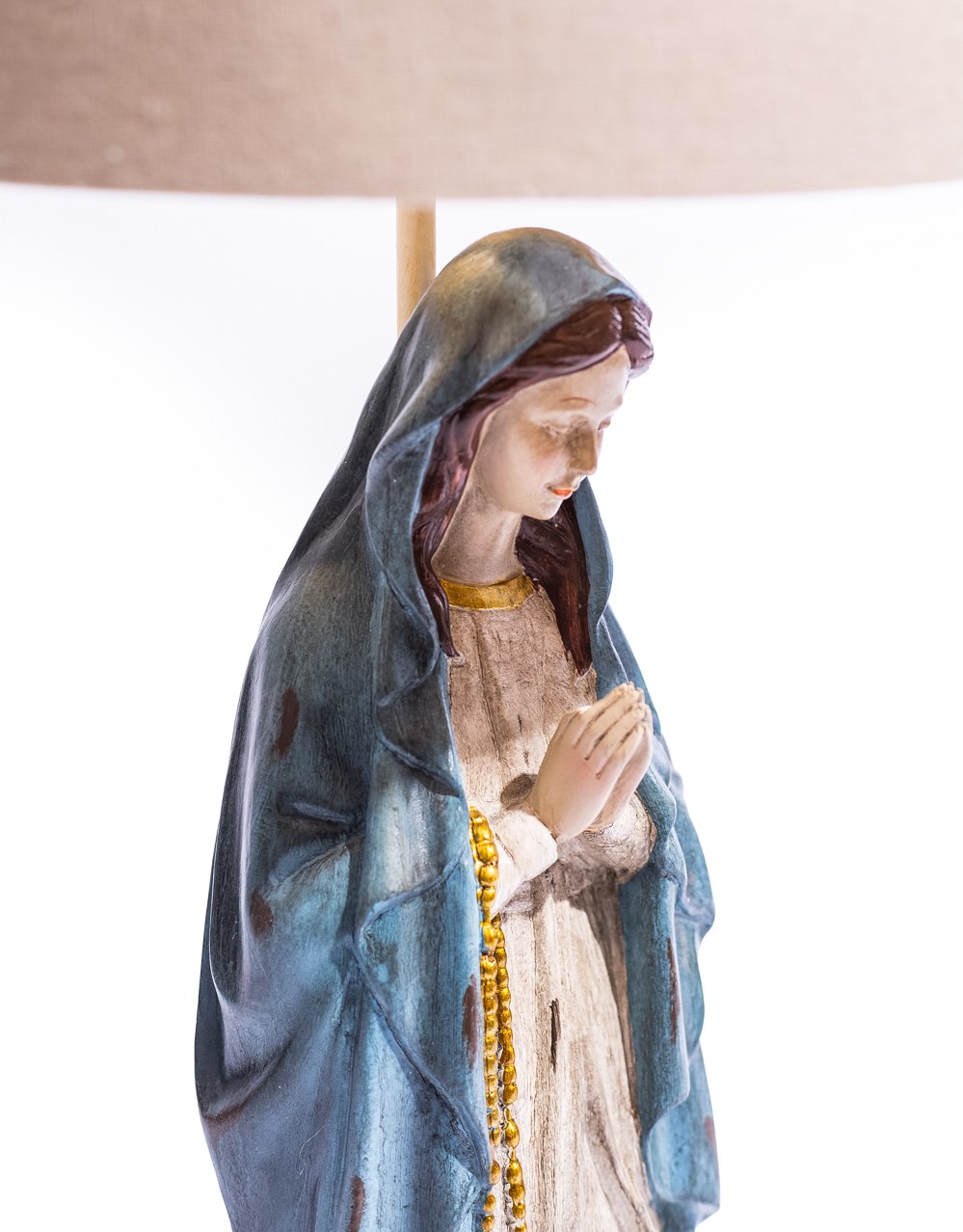 Antiqued Praying Maria Table Lamp w/ Oatmeal Shade - CRT147