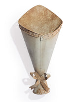 Rustic Metal Wall-Mounted Bouquet Vase - JCS33
