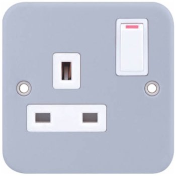 Selectric Metal Clad 1 Gang 13A Switched Socket